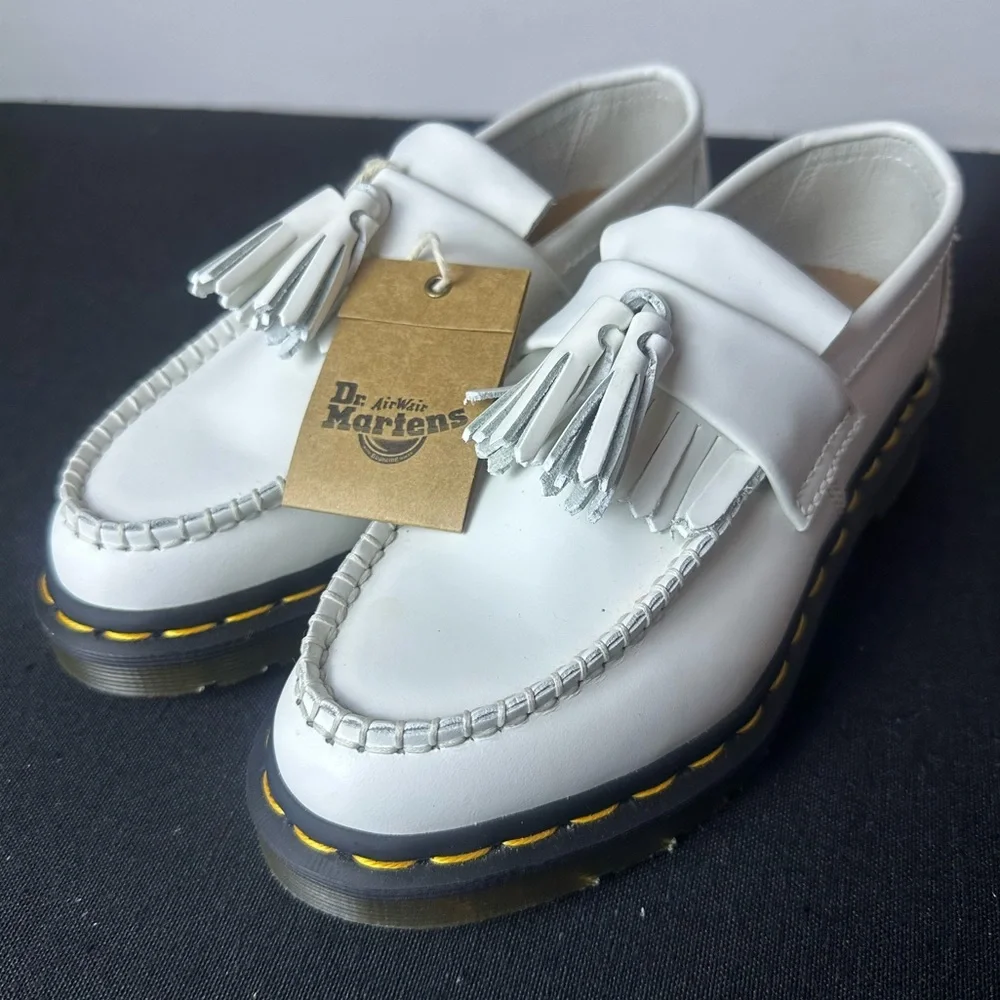 ❗️NEW Dr. Martens AirWair ADRIAN YELLOW STITCH LEATHER TASSEL LOAFERS Size 5 - Picture 1 of 15